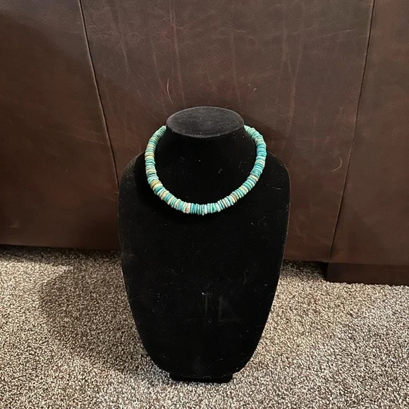 Hand Crafted Gorgeous “One of a Kind” Turquoise & Sterling Silver Necklace - Picture 2 of 4